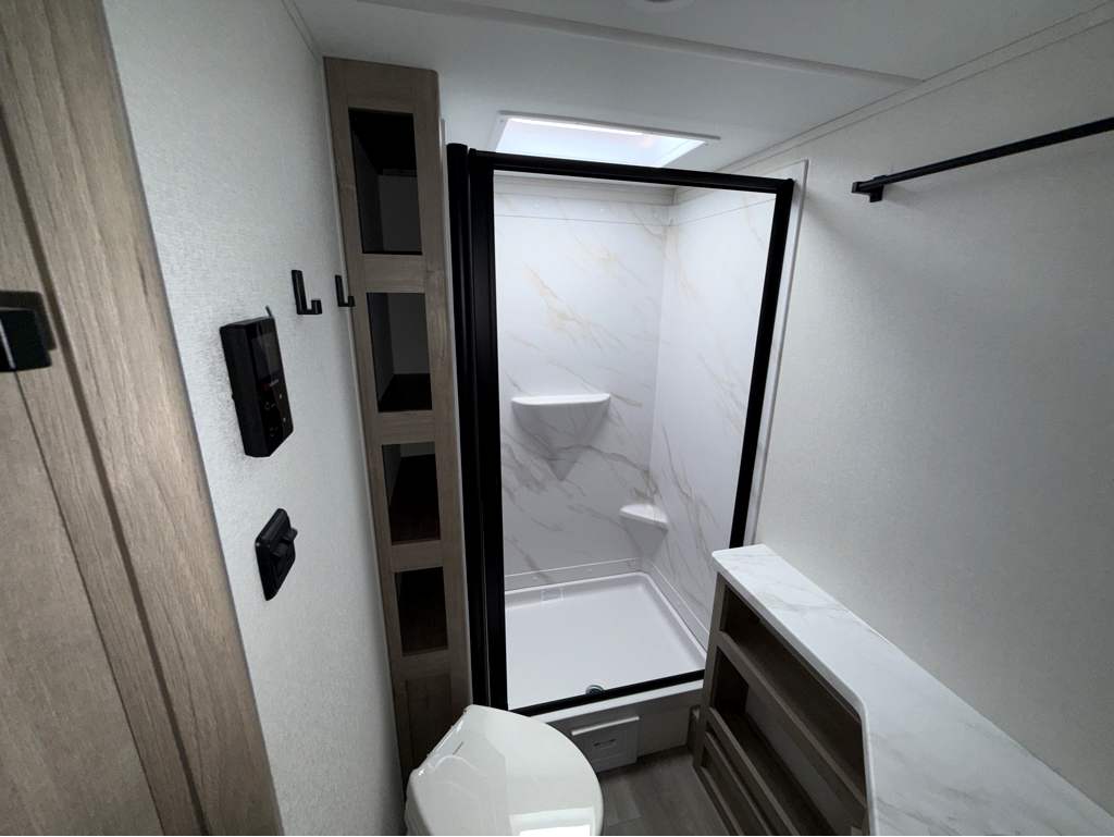 2026 GRAND DESIGN IMAGINE AIM 20BHA - Image 27