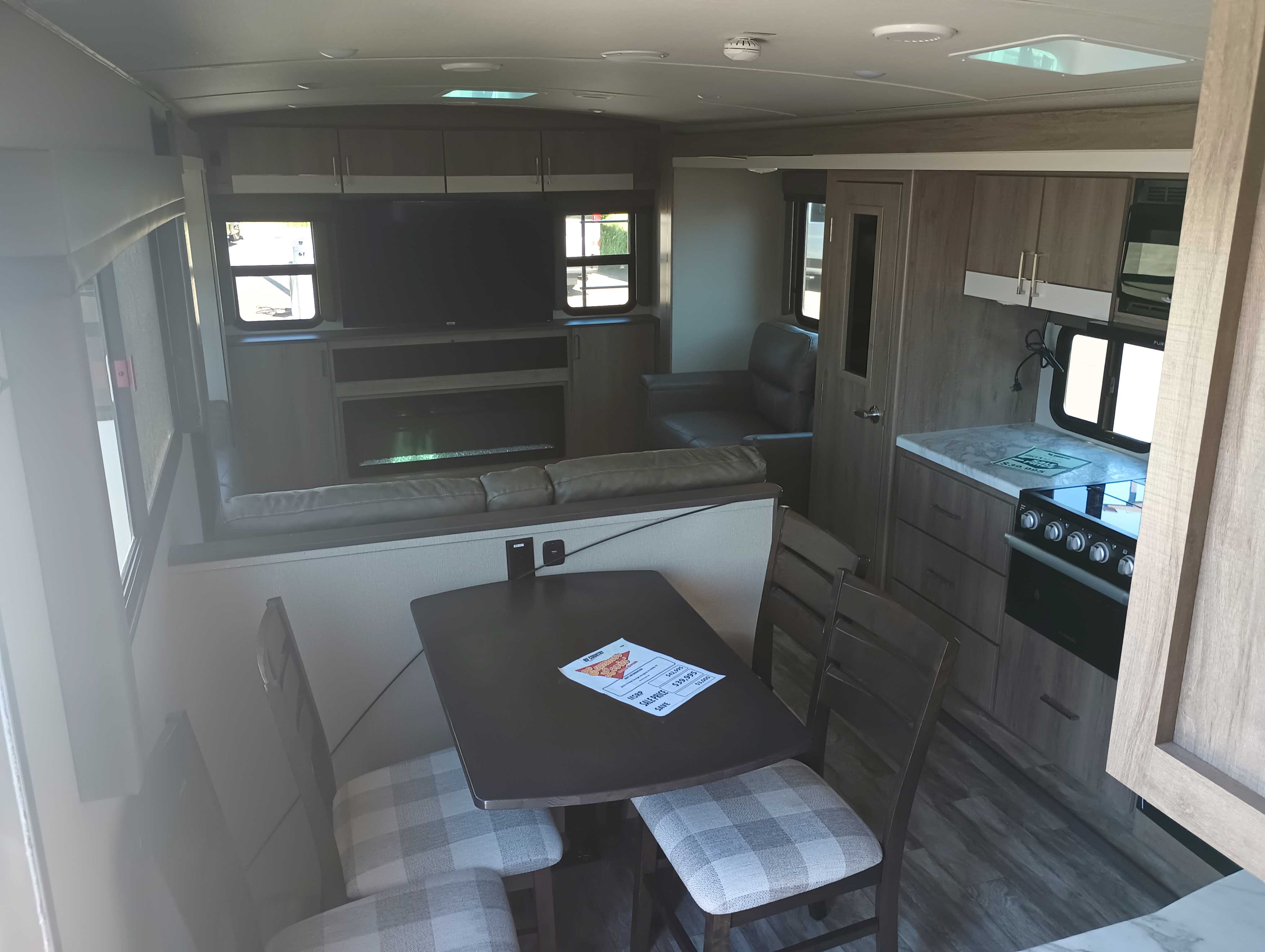 2022 Grand Design Imagine 3100RD - Image 19