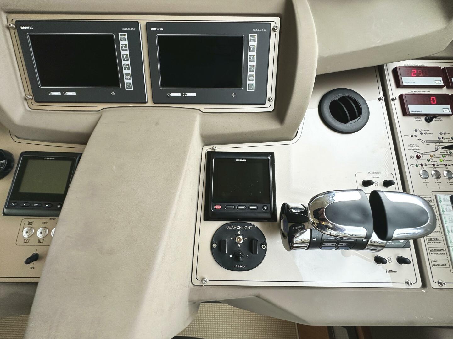 2014 Ferretti Yachts 530 - Image 19