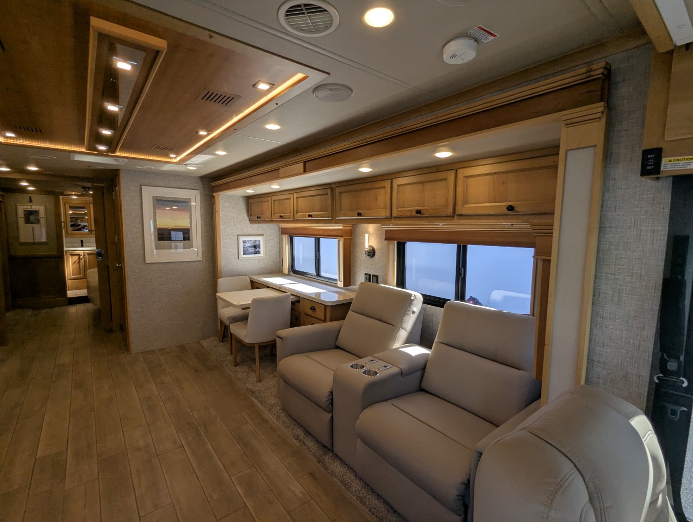 2023 Tiffin Allegro Red 360 37 BA - Image 8