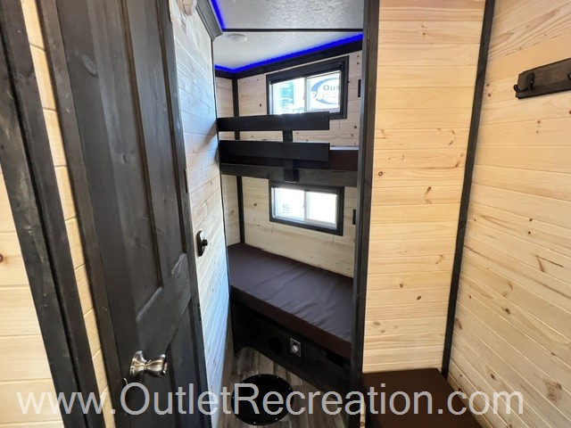 2027 ICE CASTLE RV EXTREME 8X24 - Image 7