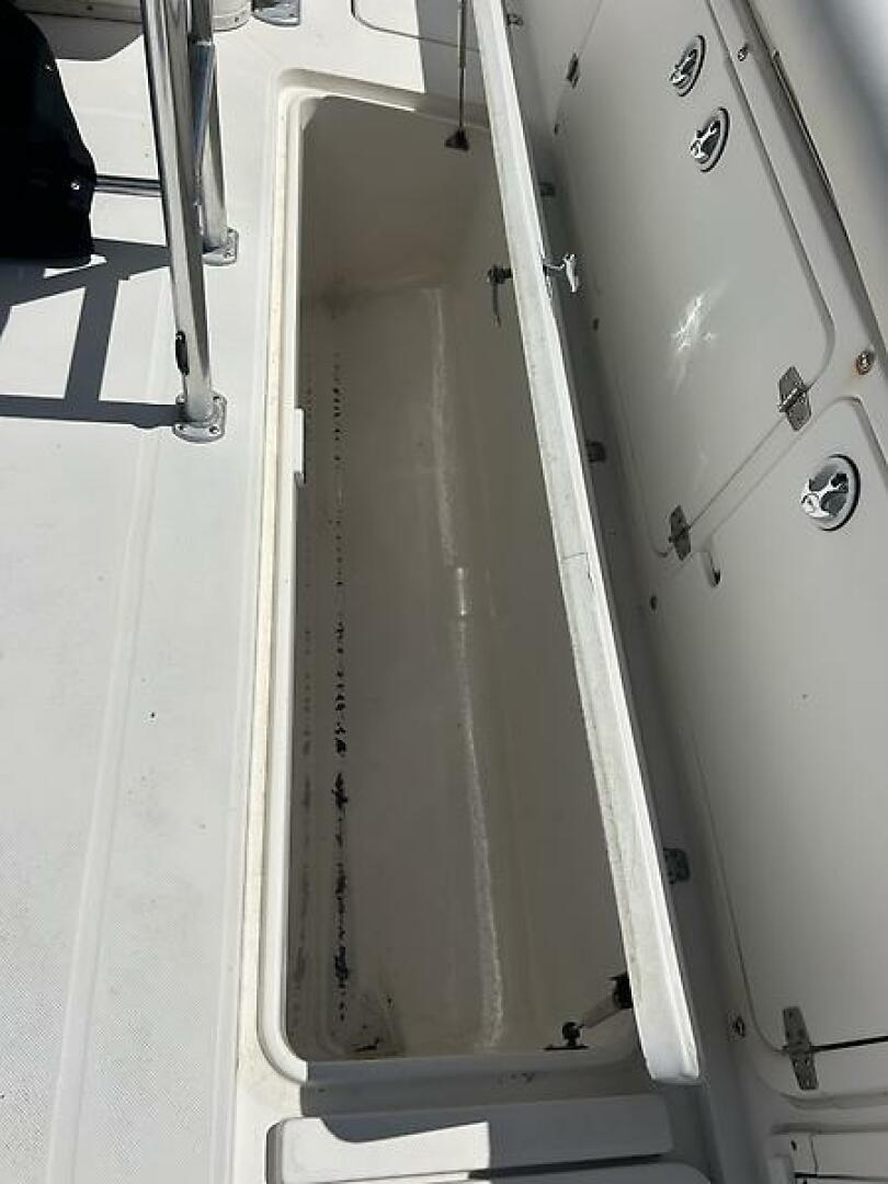 2000 Century 3100 Center Console - Image 18