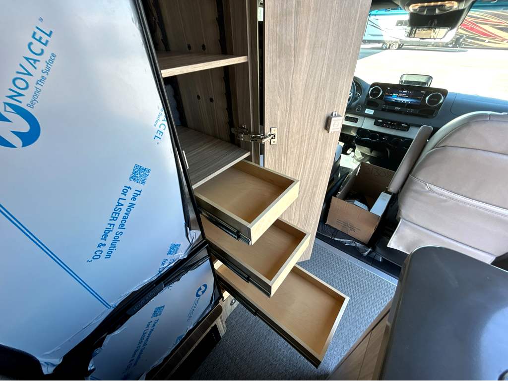 2027 AIRSTREAM INTERSTATE 24GT - Image 15