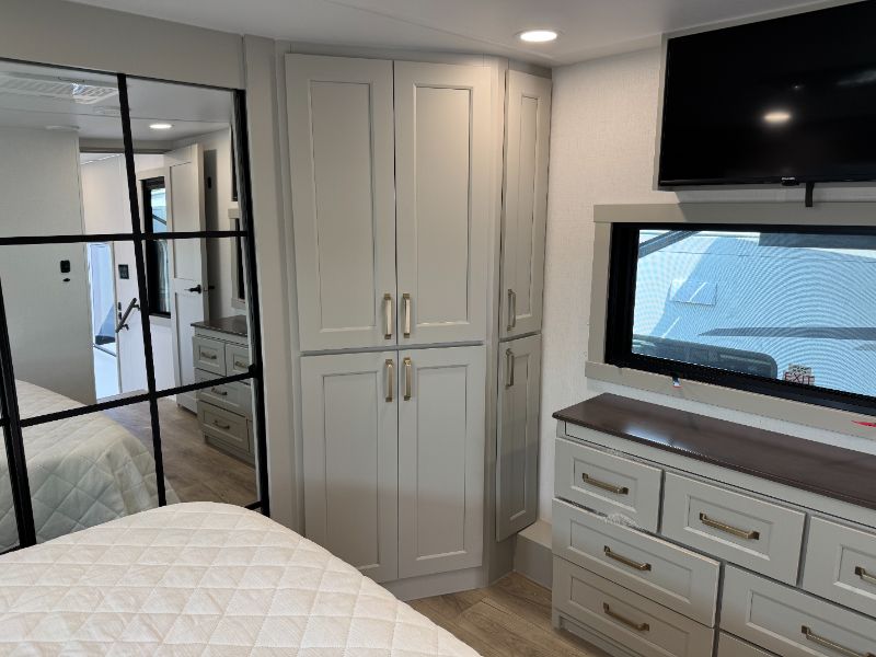2026 Brinkley RV Model G 3250 - Image 18
