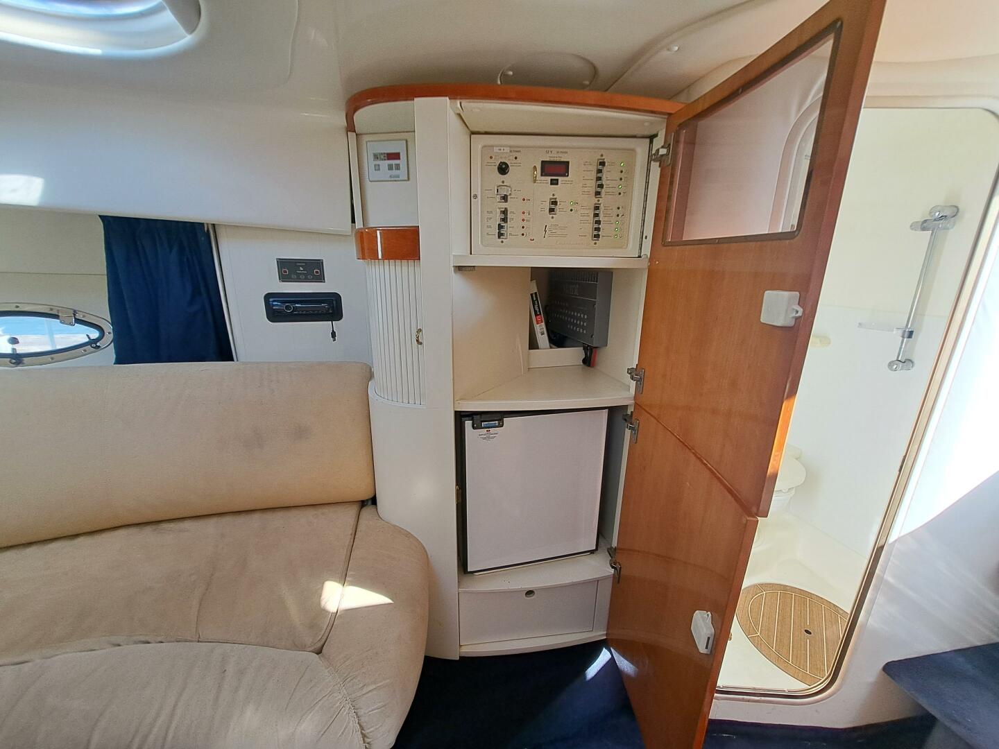 2003 Cranchi Endurance 39 - Image 16