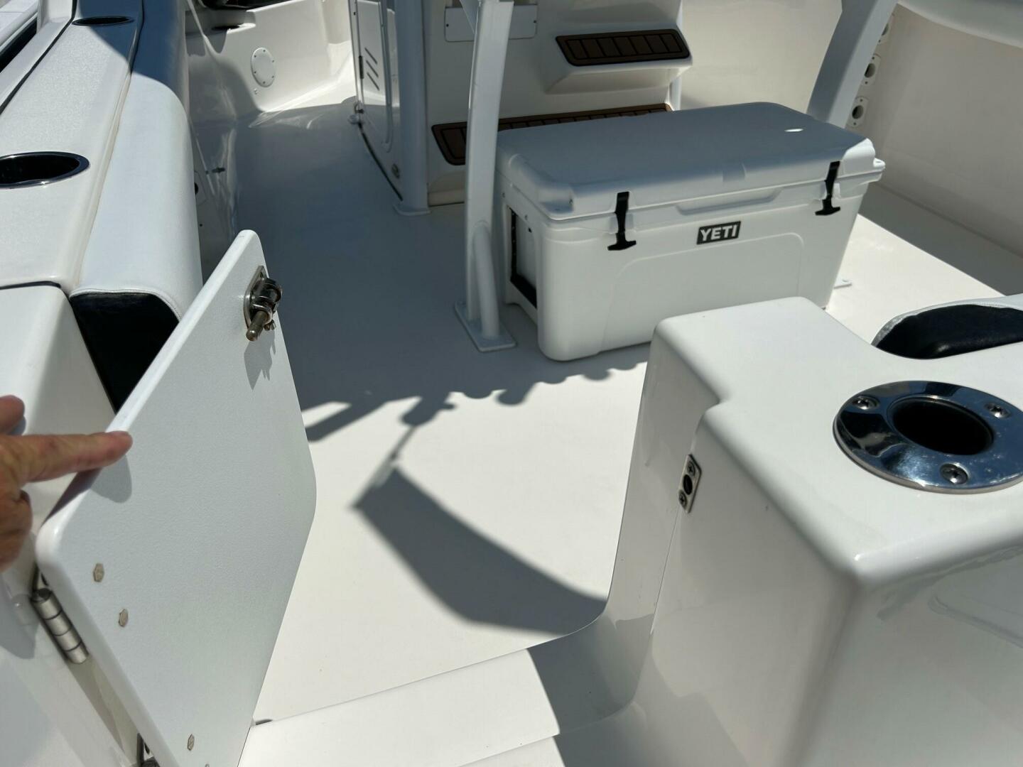 2019 Tidewater 232 Adventure - Image 12