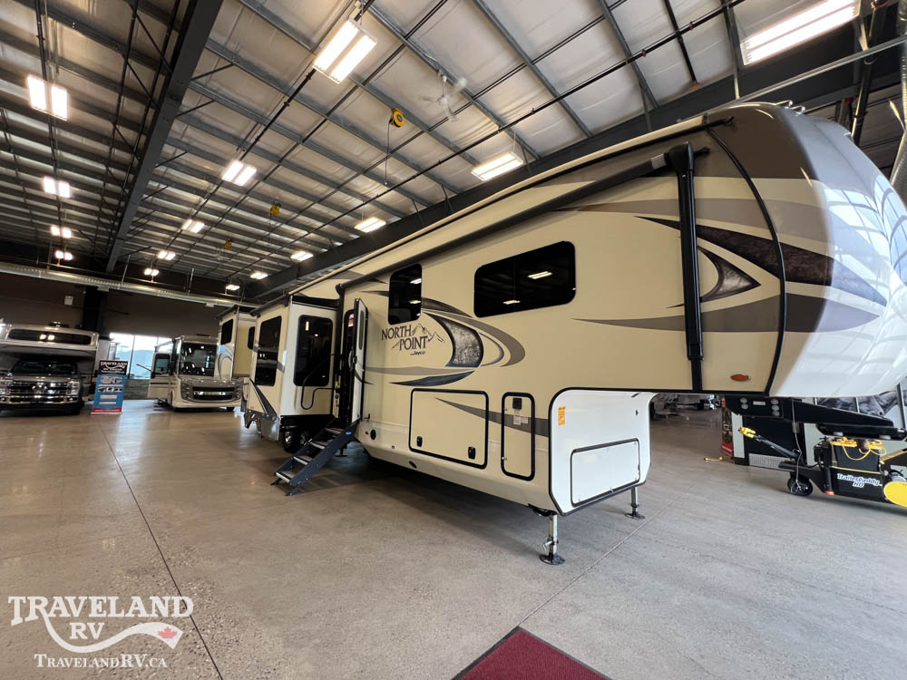 2018 JAYCO NORTH POINT 317RLOK - Image 1