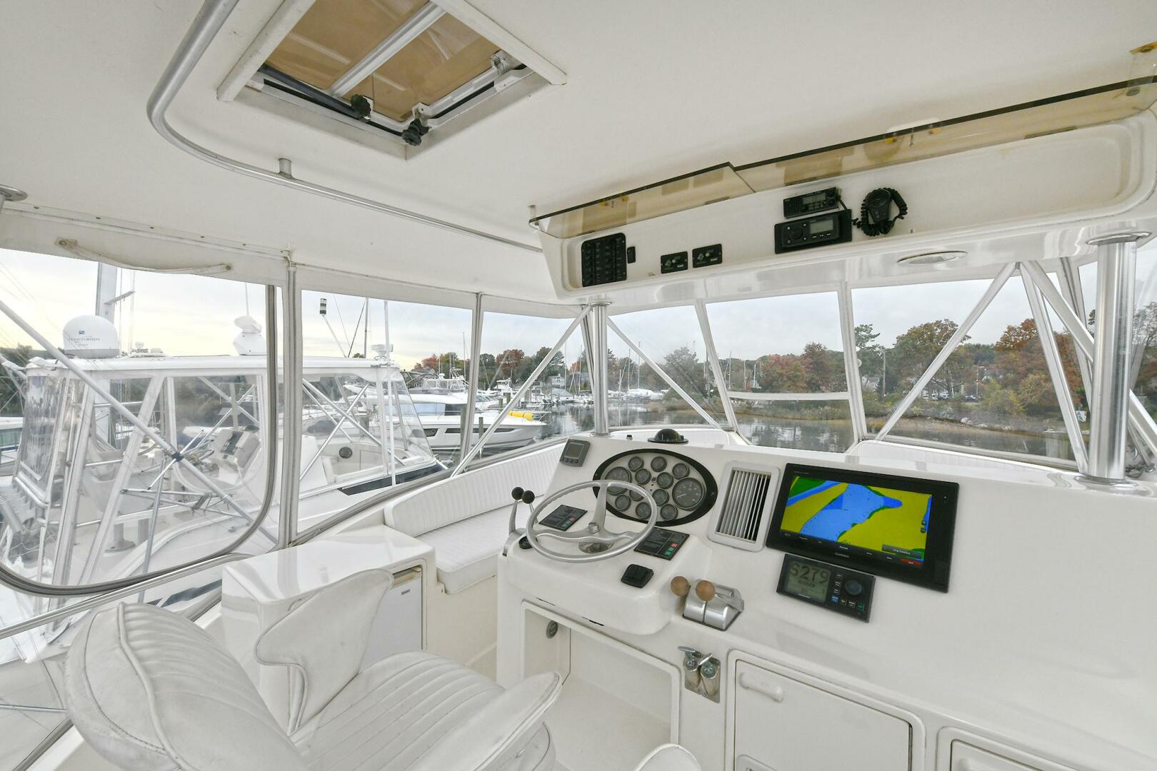 2001 Ocean Yachts 52 Super Sport - Image 26