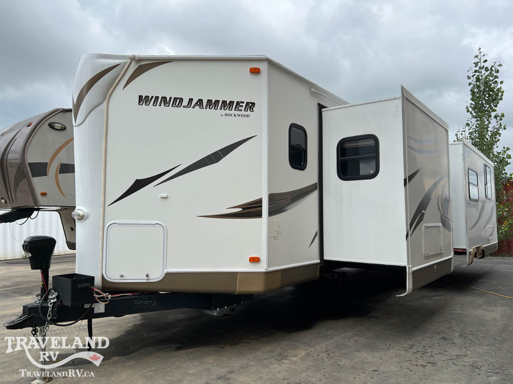 2013 Forest River Rockwood Windjammer 3002W - Image 5