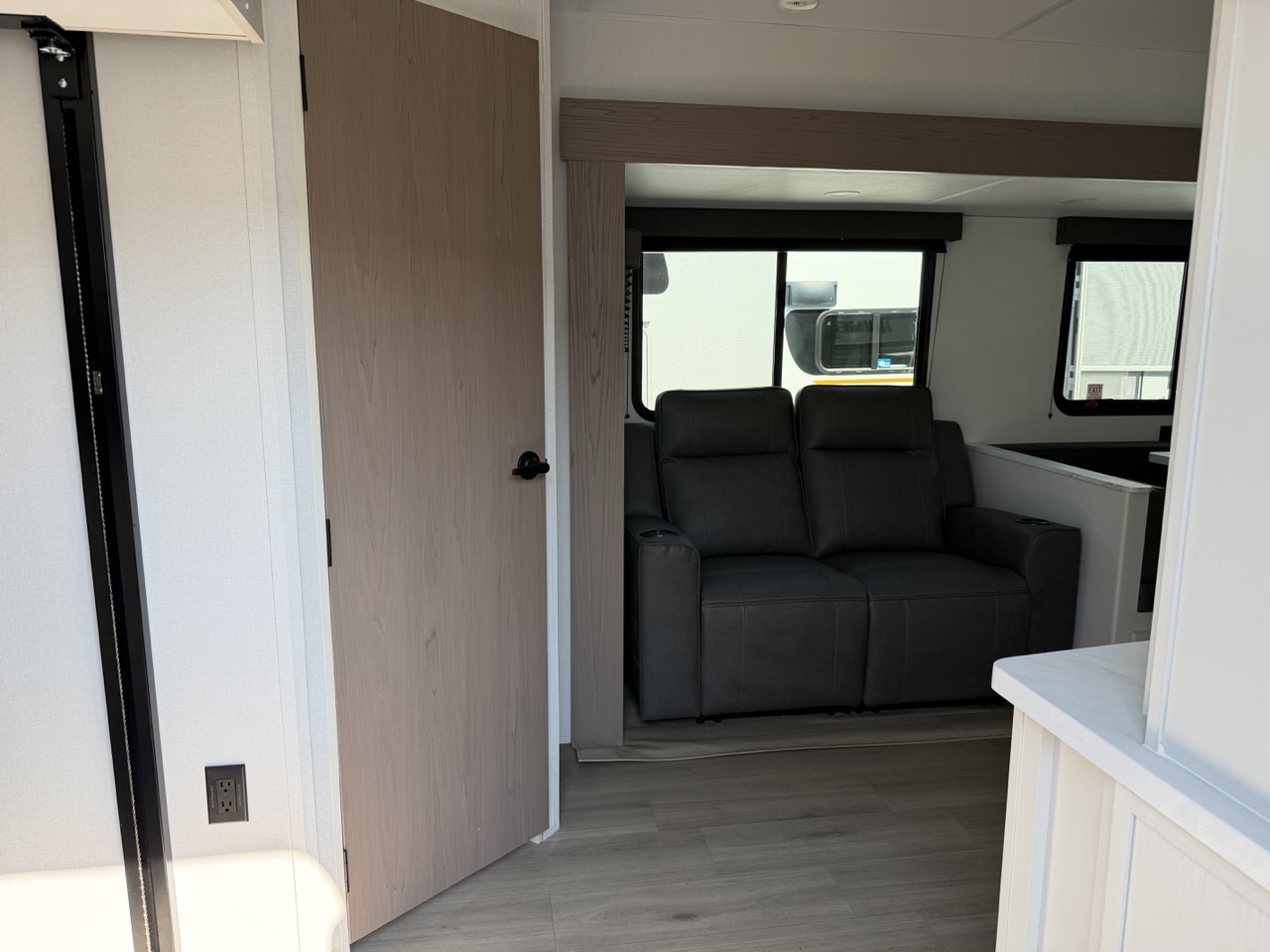 2026 Grand Design Momentum MAV 28MAV - Image 3