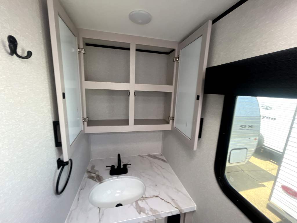 2026 JAYCO JAY FEATHER AIR 18FBS - Image 20