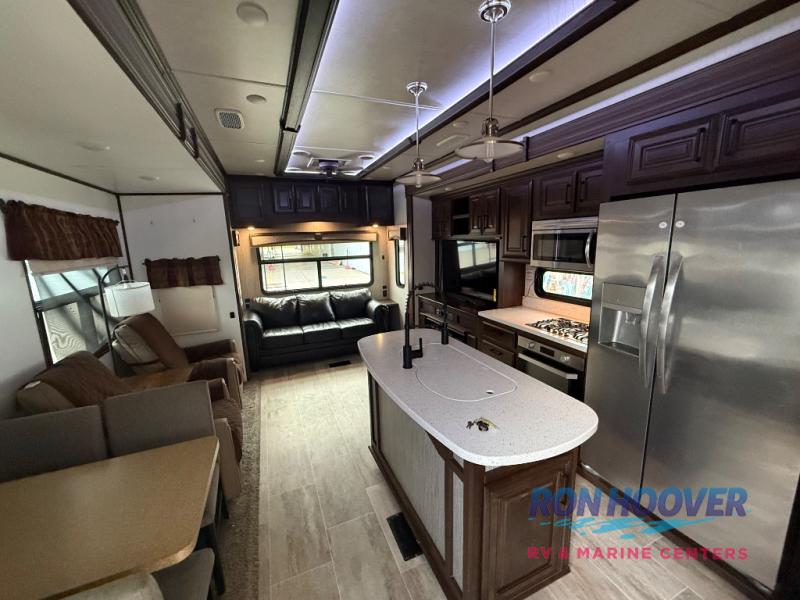 2019 HEARTLAND 3925MLP - Image 7