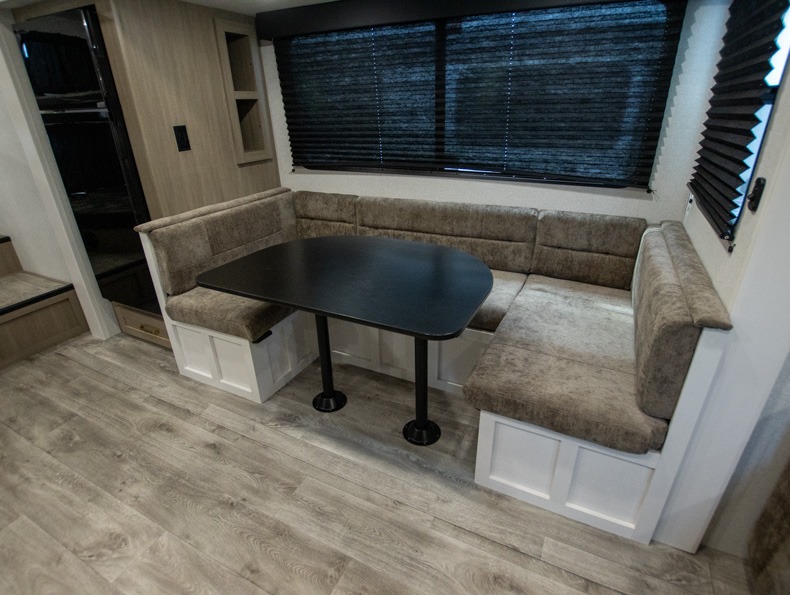 2026 Jayco Eagle SLE 28BHU - Image 7