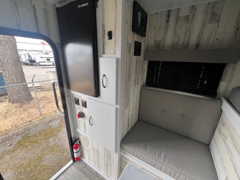 2025 Modern Buggy Truck Camper TC9 - Image 7