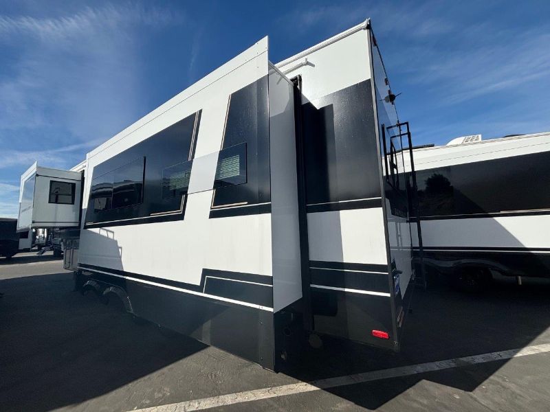2026 Brinkley RV Model Z 3200 - Image 2