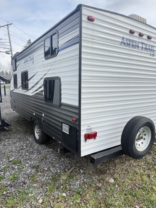 2019 Aspen Trail 1700BH - Image 6