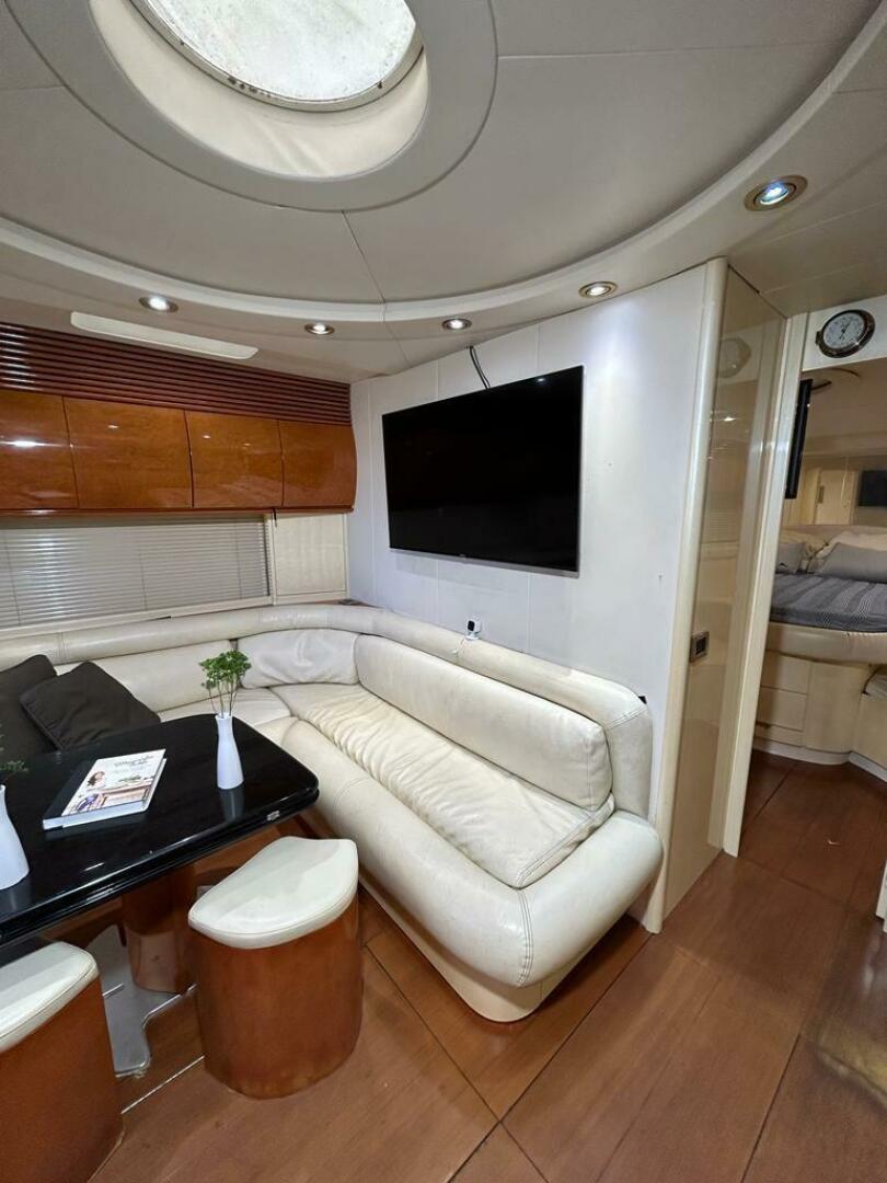 1999 Pershing 54 - Image 26