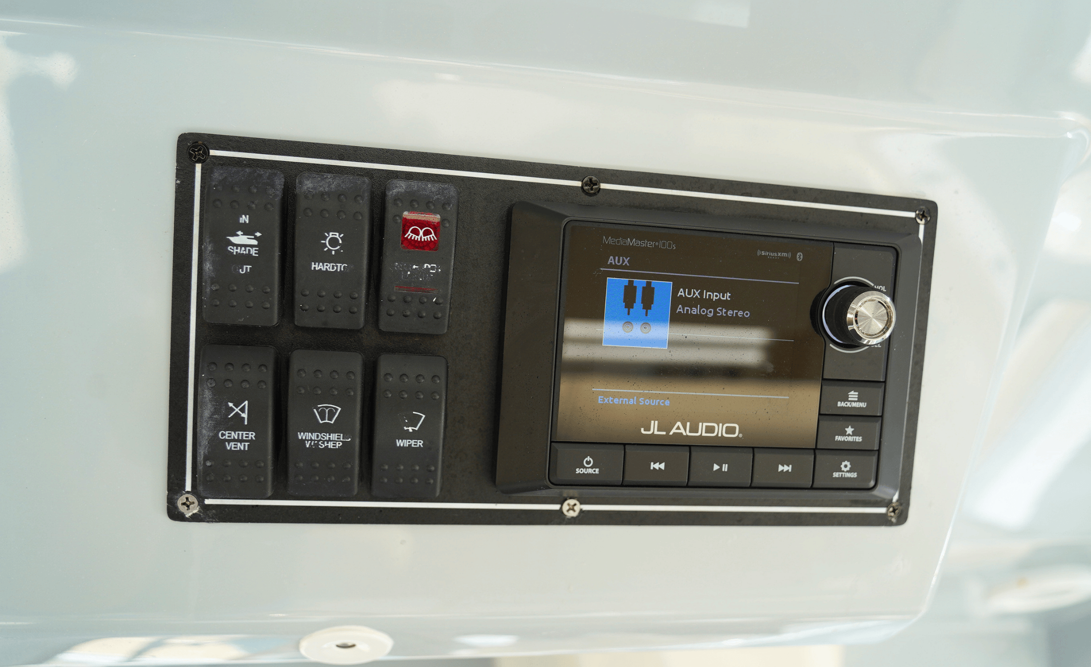 2020 PURSUIT S328 - Image 41