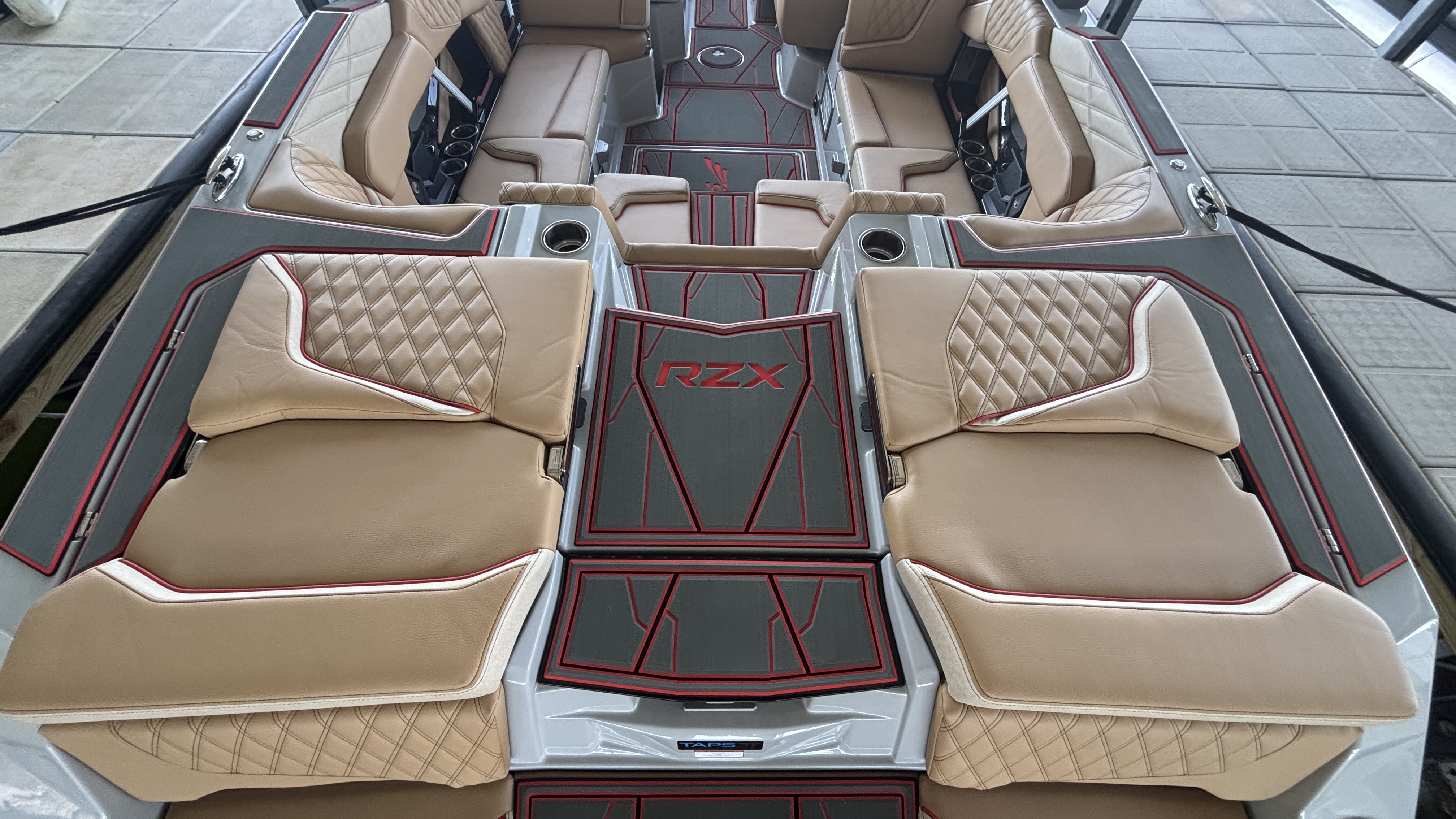 2026 Tigé 24RZX - Image 14