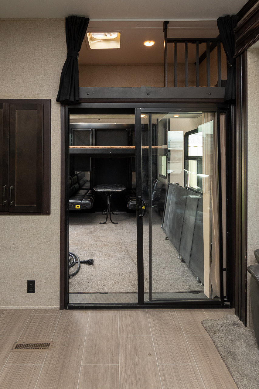2017 Keystone Raptor 424TS - Image 43
