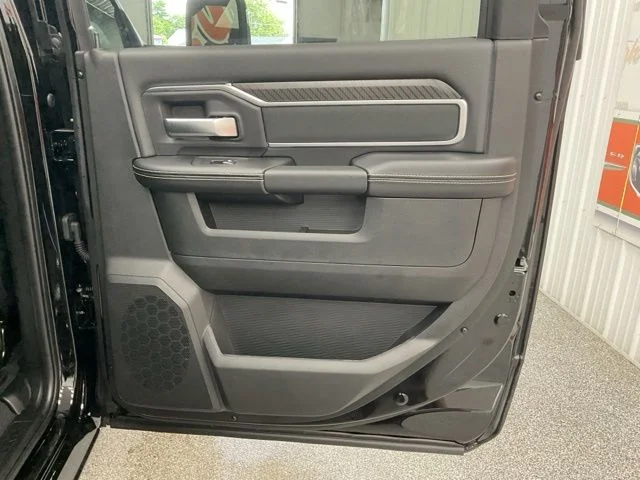 2026 Ram 2500 Big Horn 4x4 Crew Cab 6'4" Box - Image 26