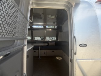 2026 AIRSTREAM GLOBETROTTER 30RBQ - Image 10