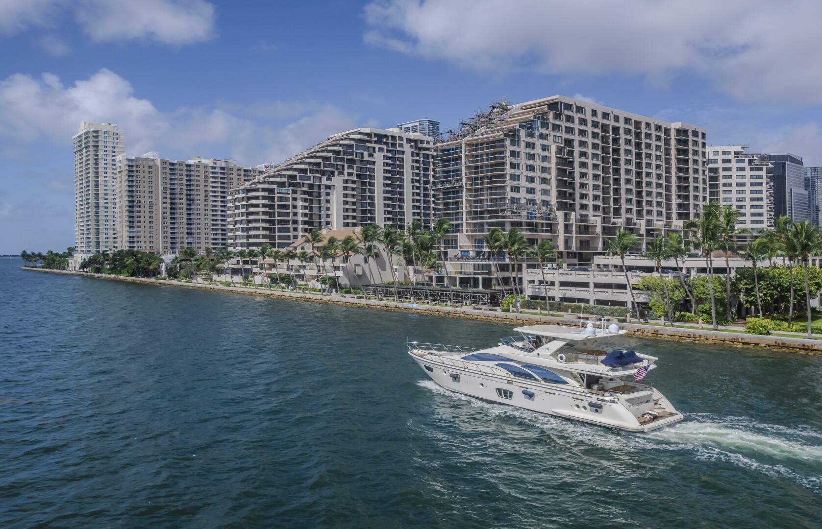 2008 Azimut 75 - Image 39