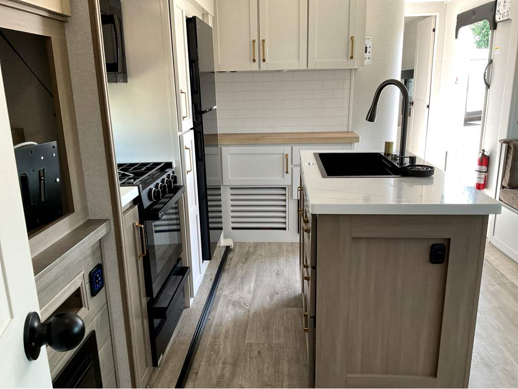2026 JAYCO Eagle 312 BHOK HT - Image 10