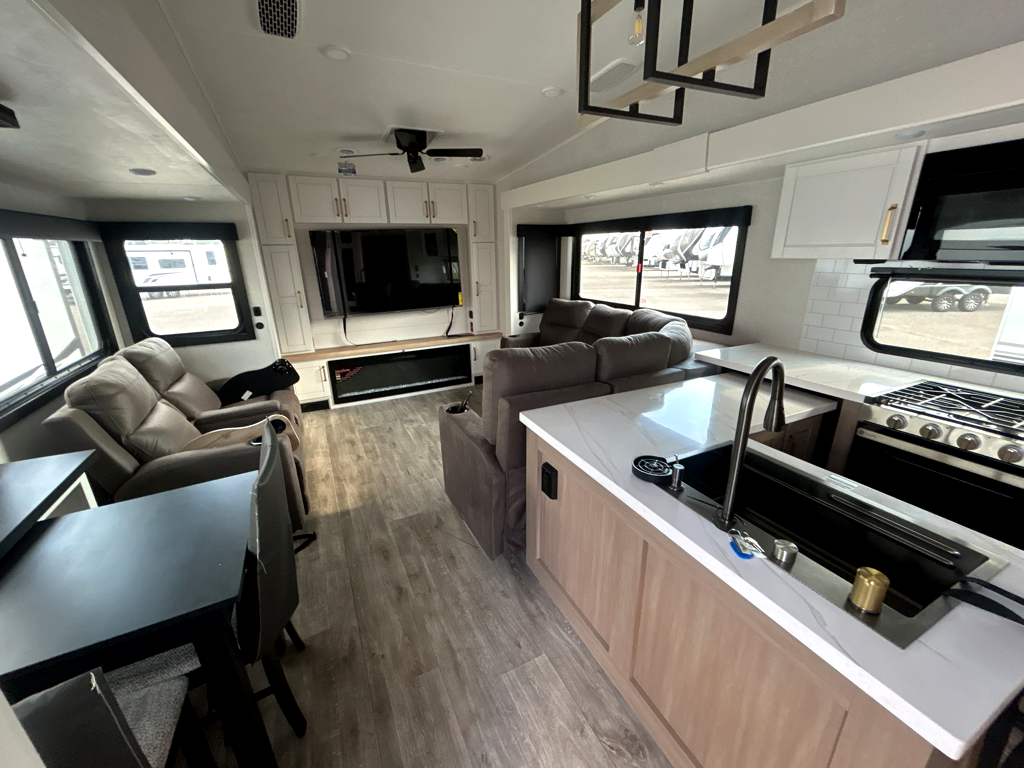 2026 JAYCO EAGLE 335LSTS - Image 6