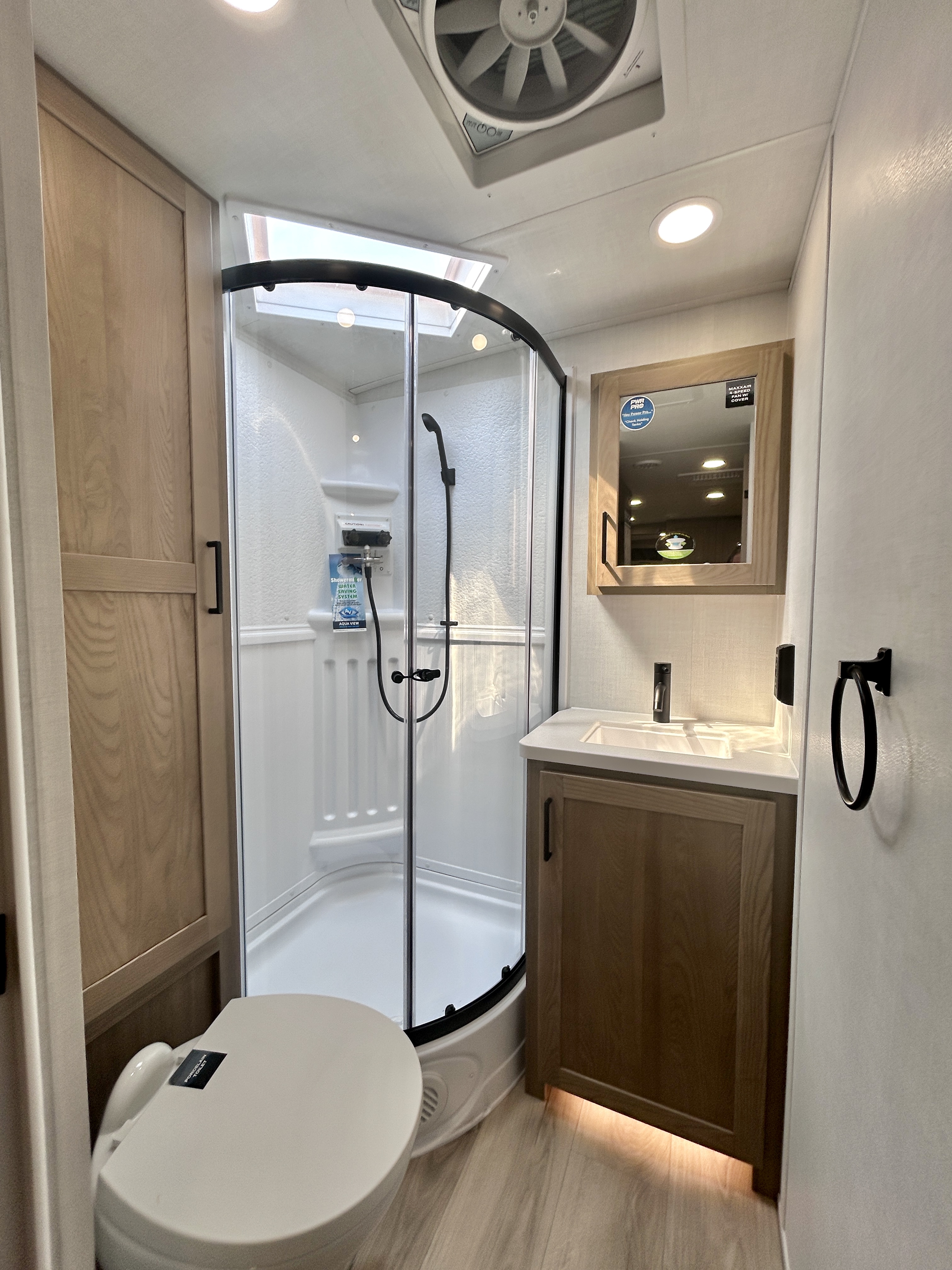 2027 Forest River Flagstaff Micro Lite 25DBH - Image 21