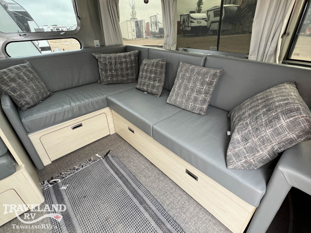 2021 AIRSTREAM FLYING CLOUD 30RB - Image 9