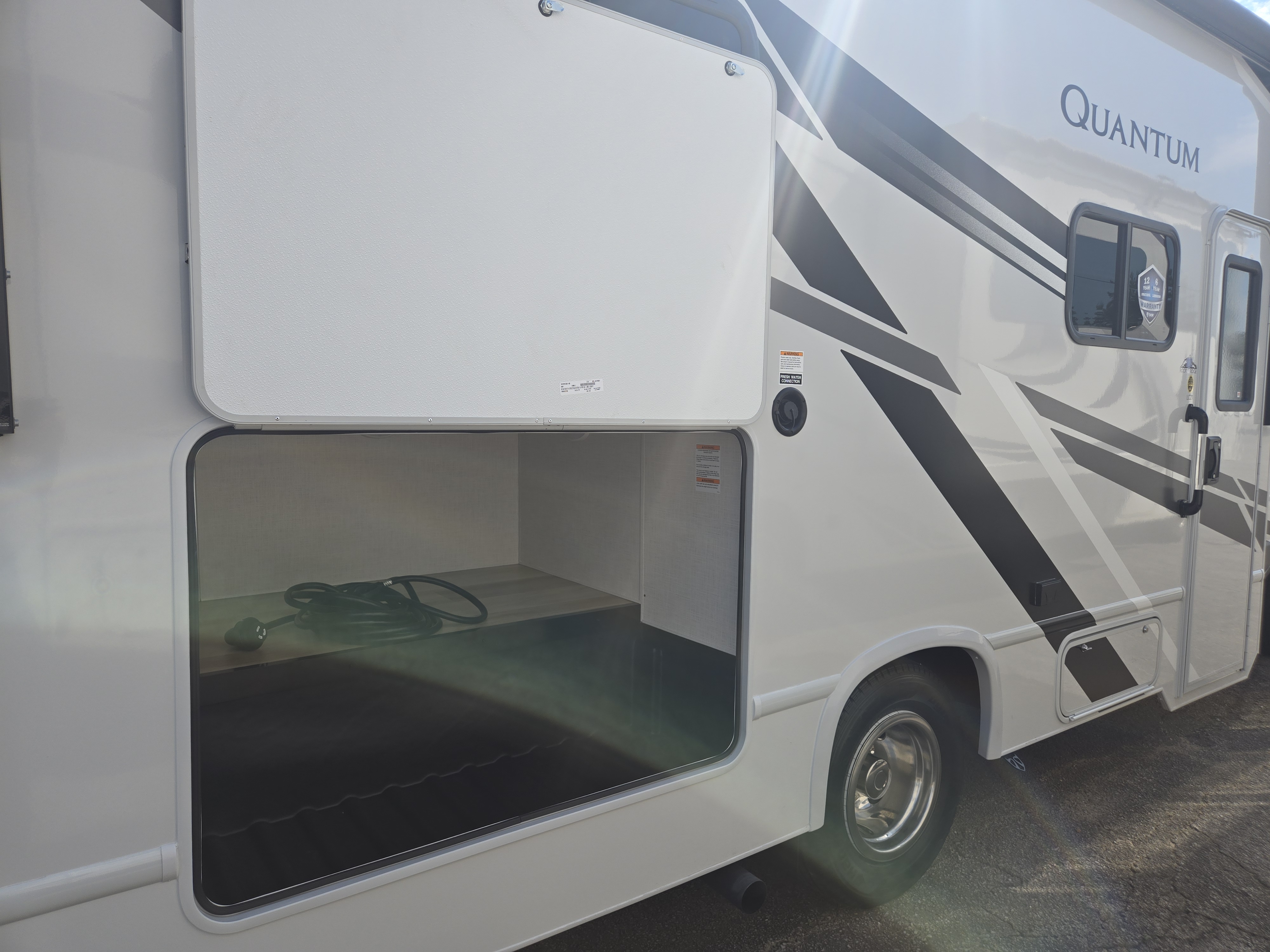 2026 Thor Motor Coach Quantum LC21 - Image 9