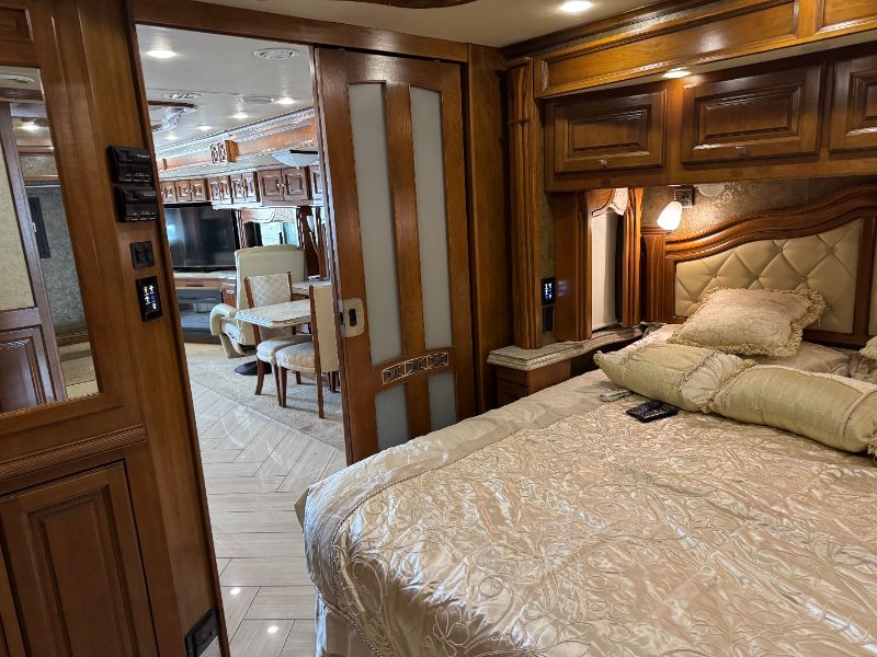 2014 Tiffin Allegro Bus 45 LP - Image 28