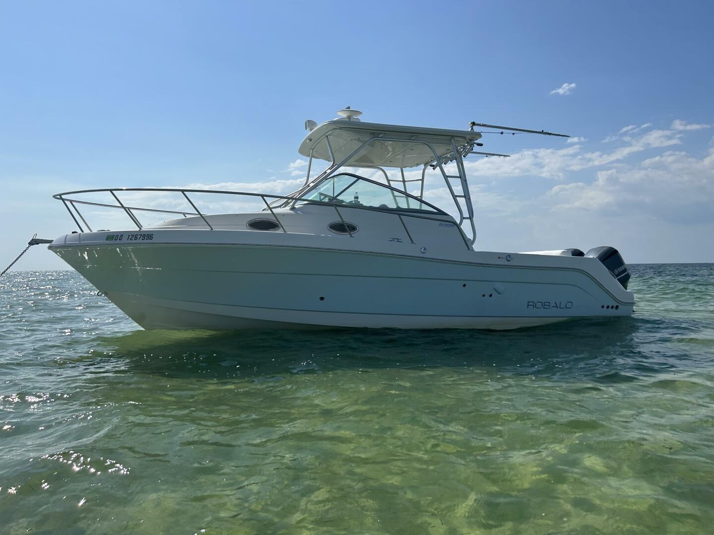 2015 Robalo R305 Walkaround - Image 3