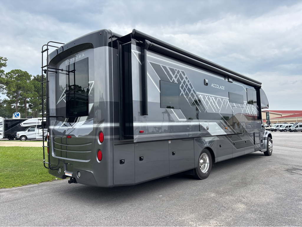 2026 ENTEGRA COACH ACCOLADE 37M - Image 6