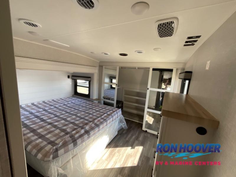2026 JAYCO 355MBQS - Image 17