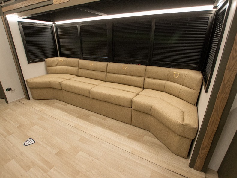 2026 Keystone Bullet Premium 265FKS - Image 10