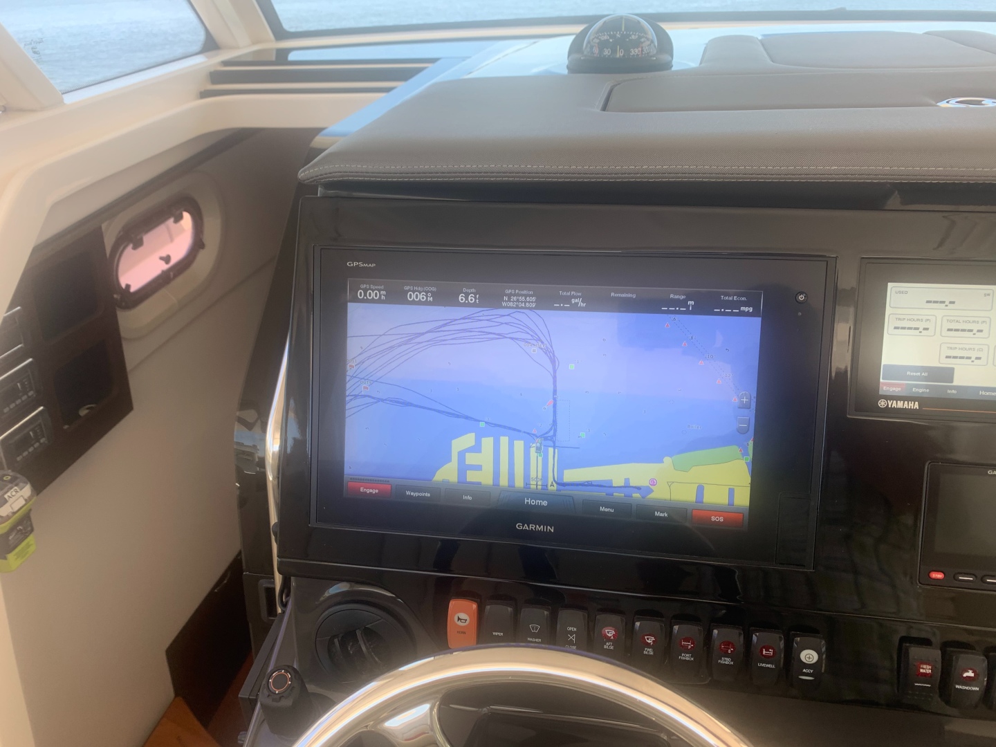 2017 Pursuit S 408 - Image 17
