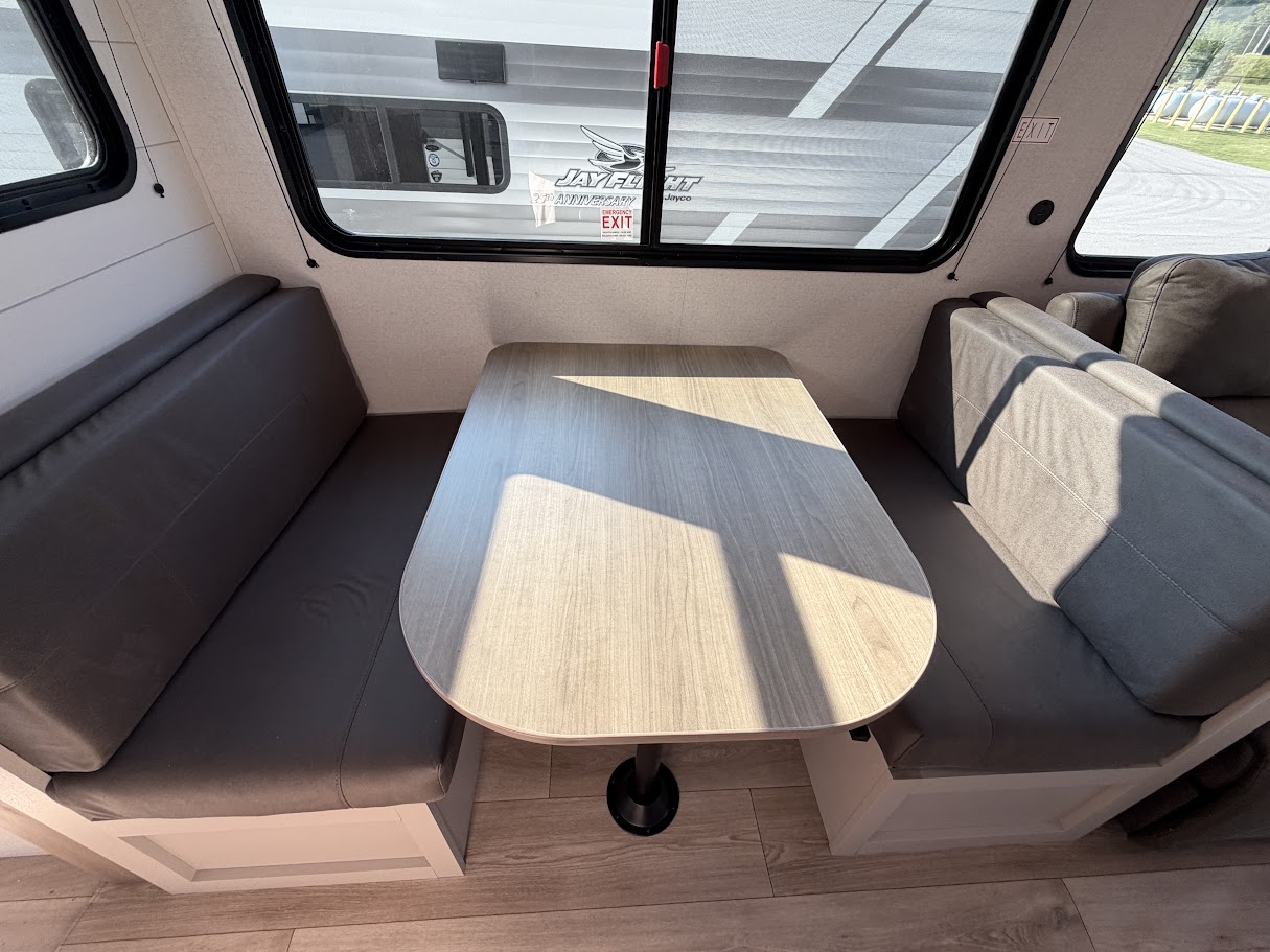 2027 JAYCO JAY FLIGHT 290RLS - Image 13