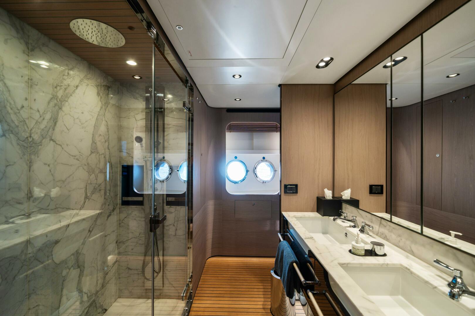 2020 Azimut Grande 27M Base - Image 30