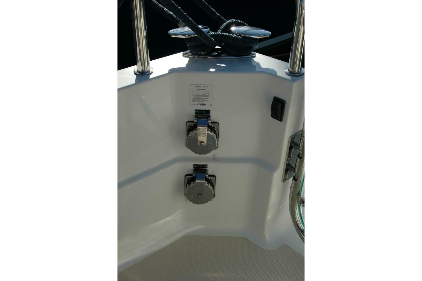 2019 Sabre 38 Salon Express - Image 48