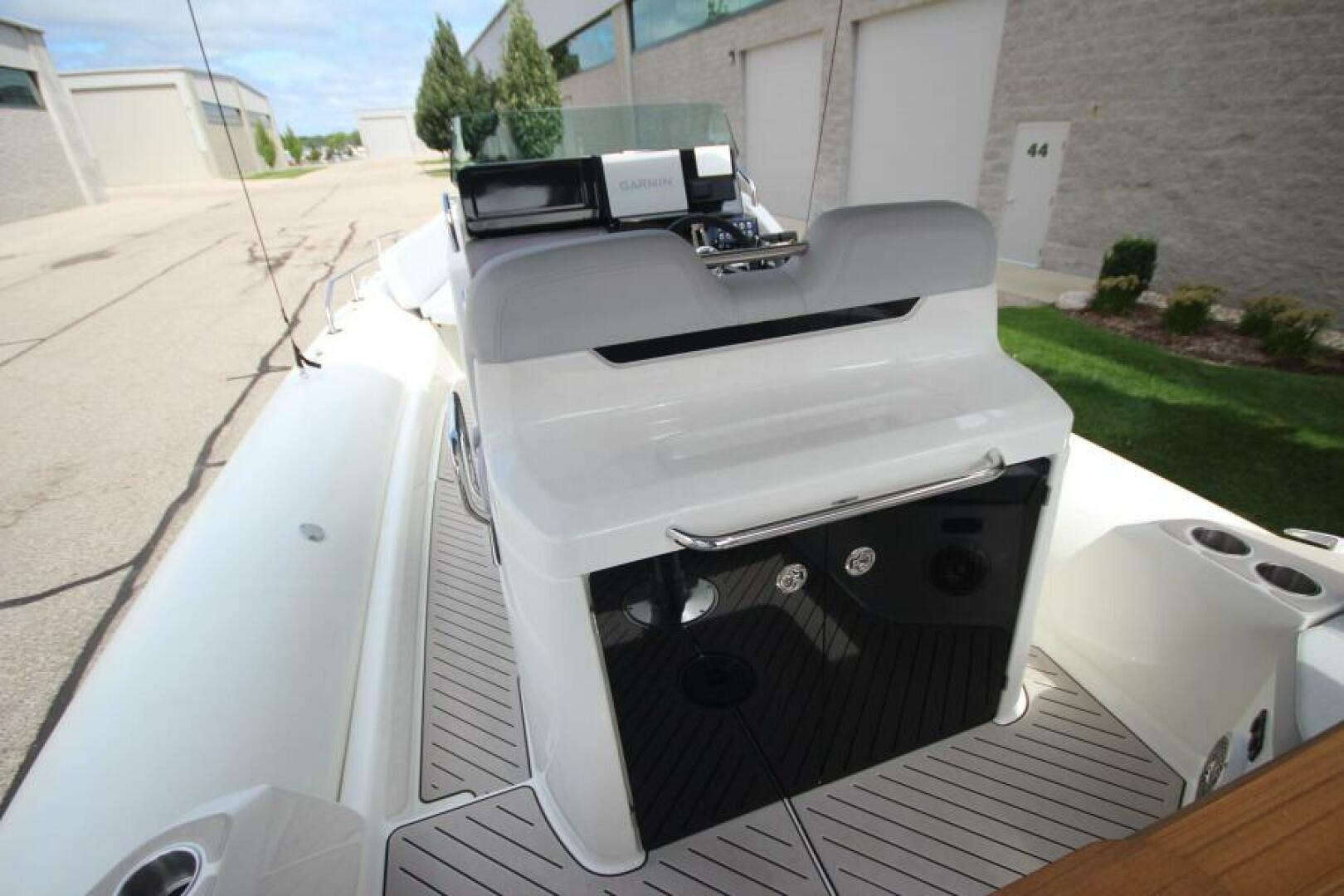 2024 Zodiac Medline 9 NEO - Image 42