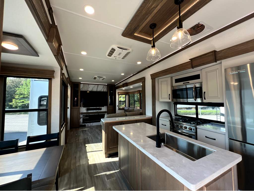 2024 Alliance RV PARADIGM 375RD - Image 6