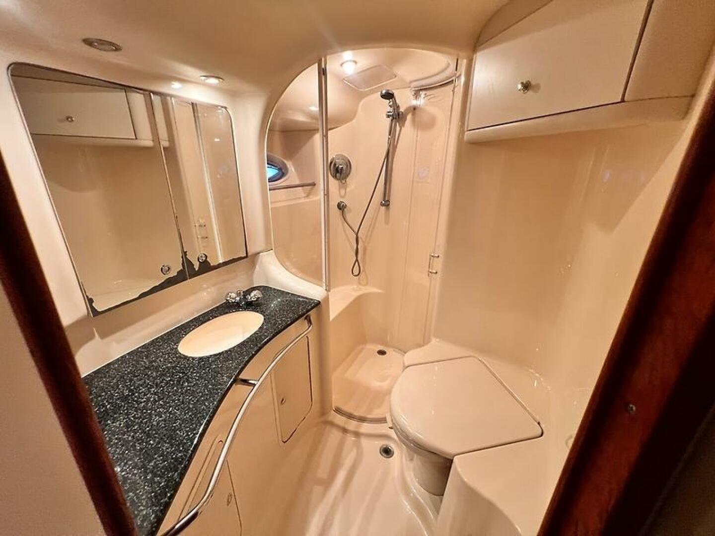 2003 Sea Ray 480 Sedan Bridge - Image 54