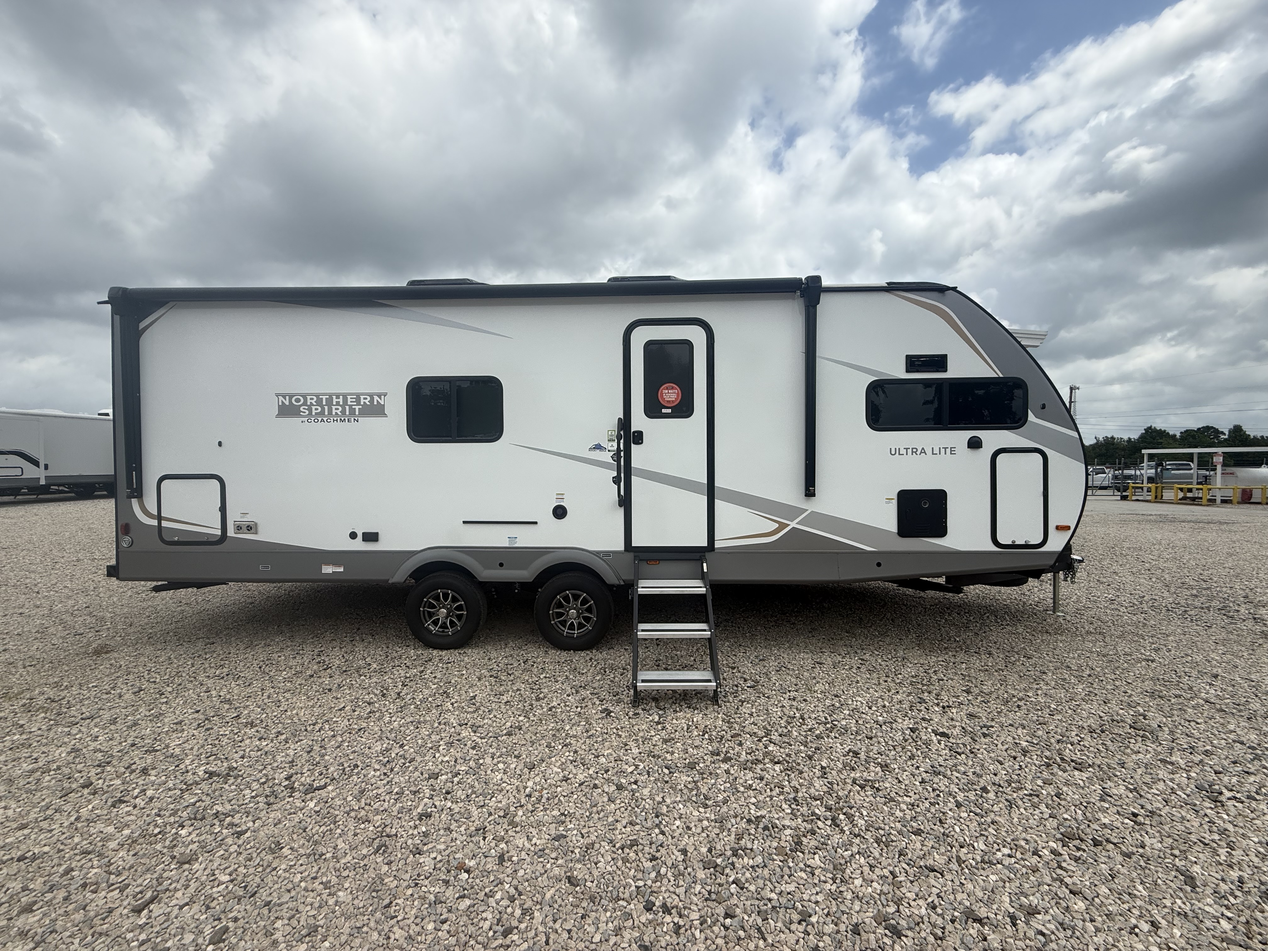 2026 Coachmen Northern Spirit 2565FK - Image 6