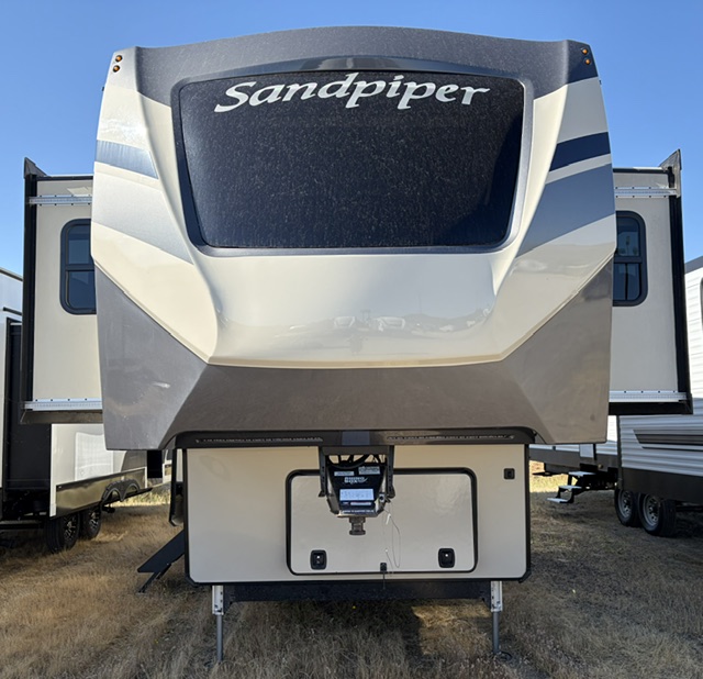 2022 Forest River Sandpiper Luxury 379FLOK - Image 3
