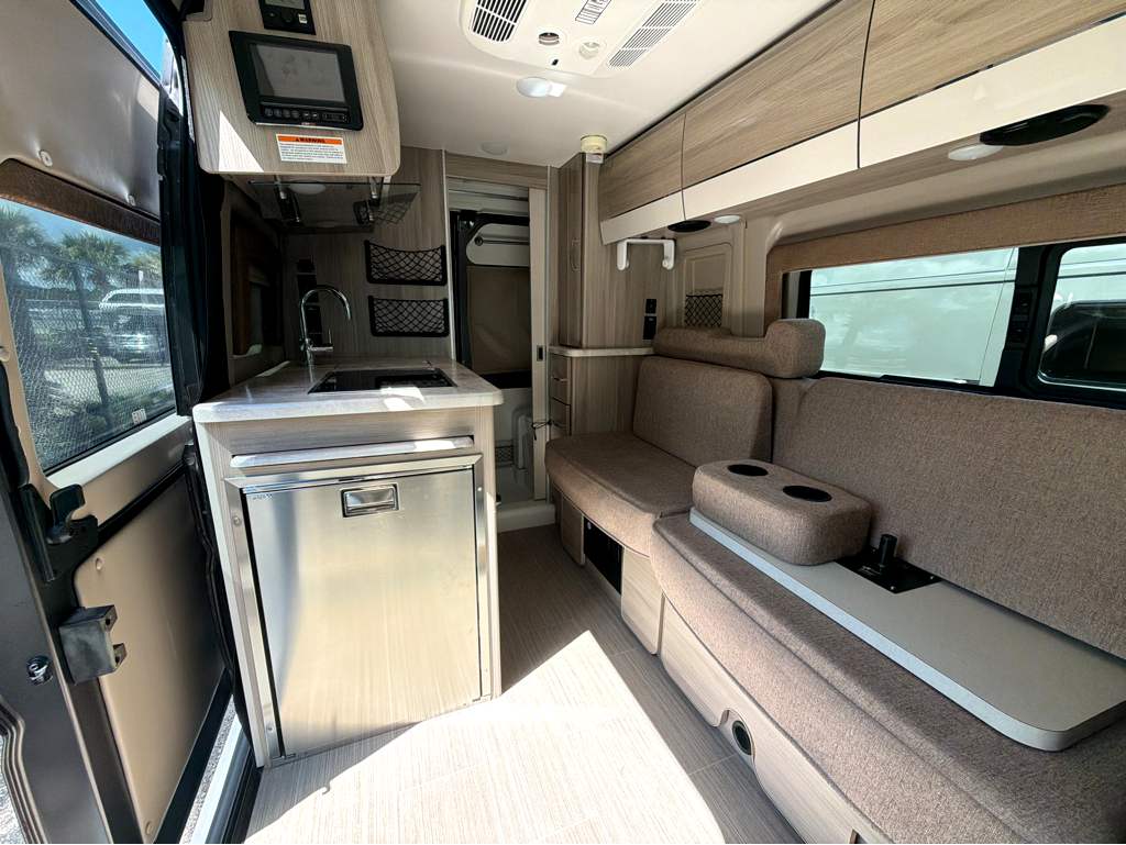 2022 Thor Motor Coach SCOPE 18M - Image 24