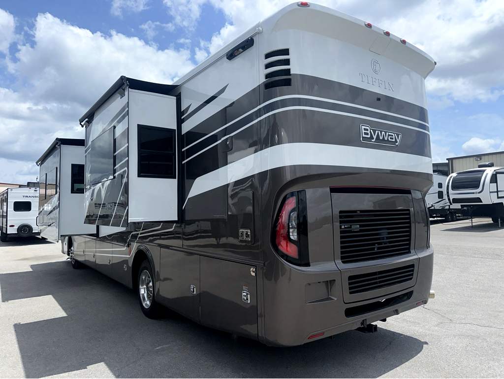 2026 TIFFIN BYWAY 38 CL - Image 3