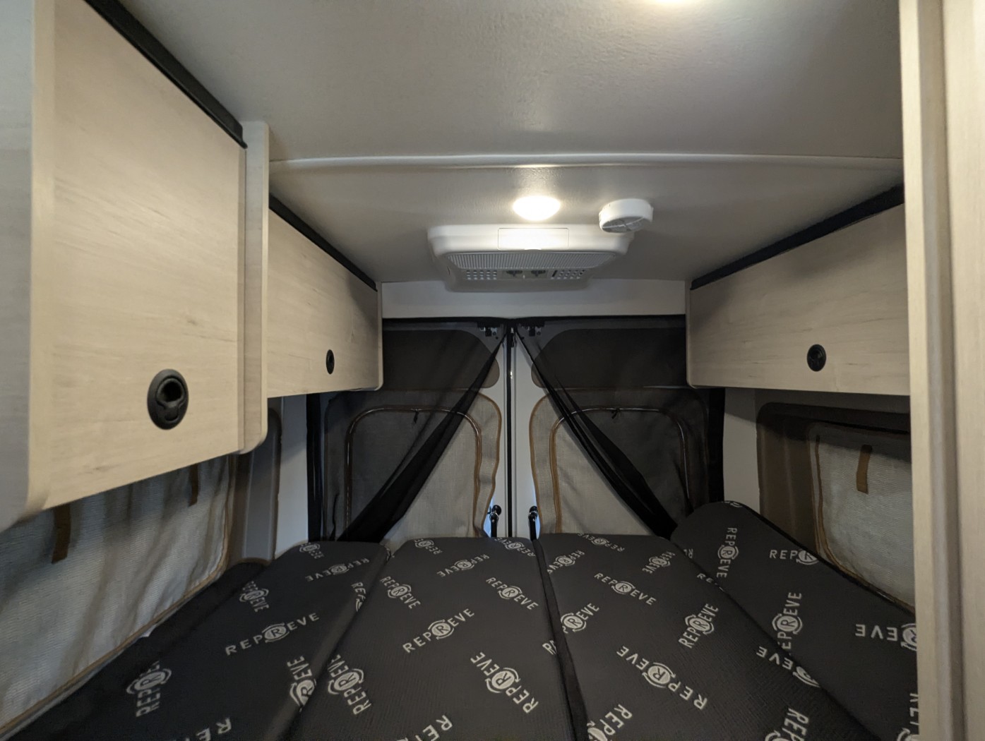 2027 Winnebago Solis 59PX - Image 33