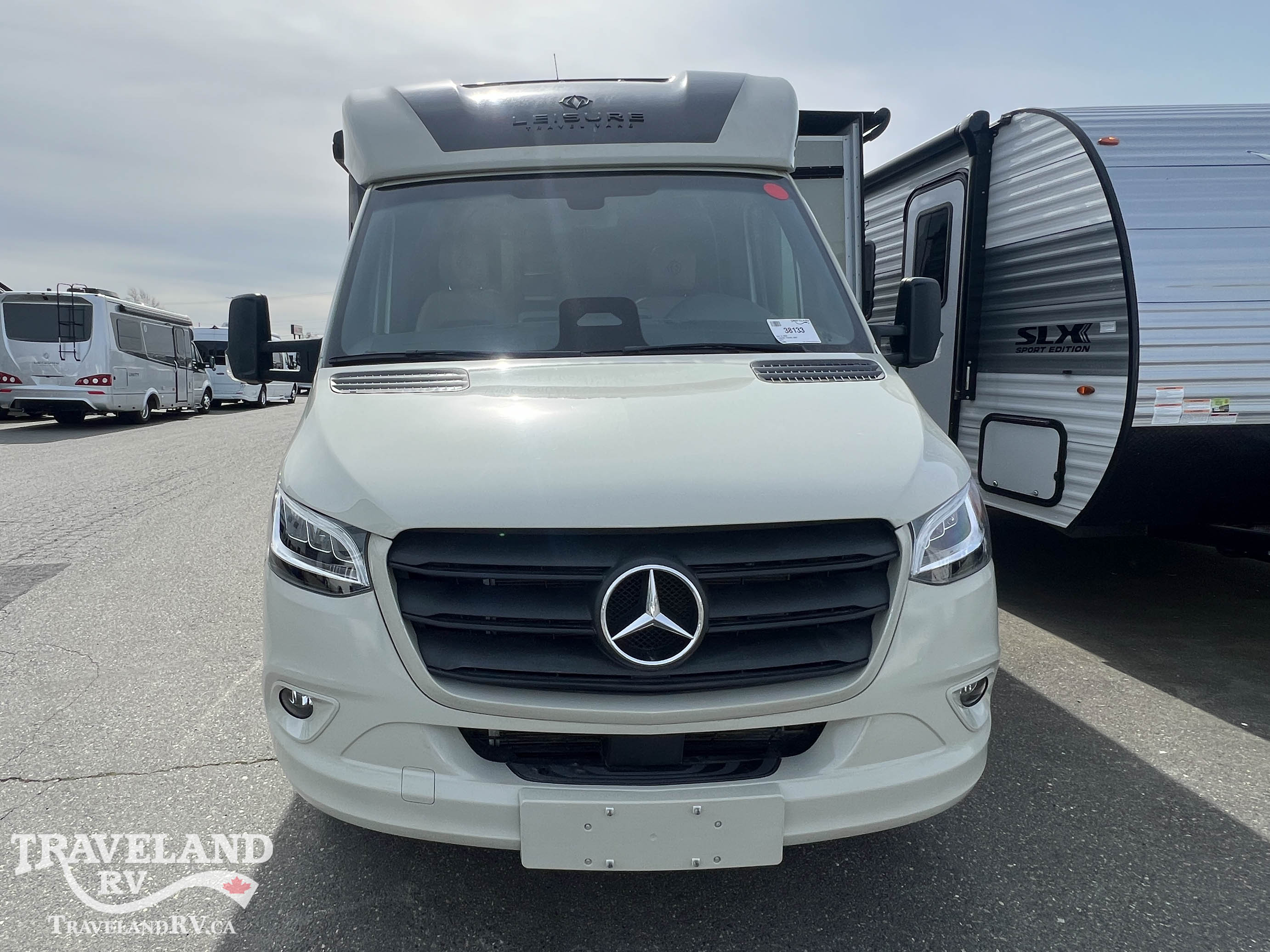 2026 Leisure Travel Unity U24MBL - Image 4